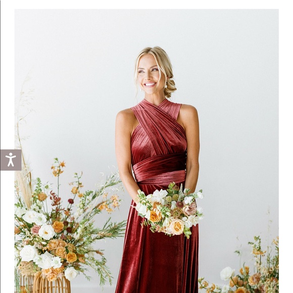 revelry Dresses & Skirts - NWT *Revelry Micah dress in color terracotta.